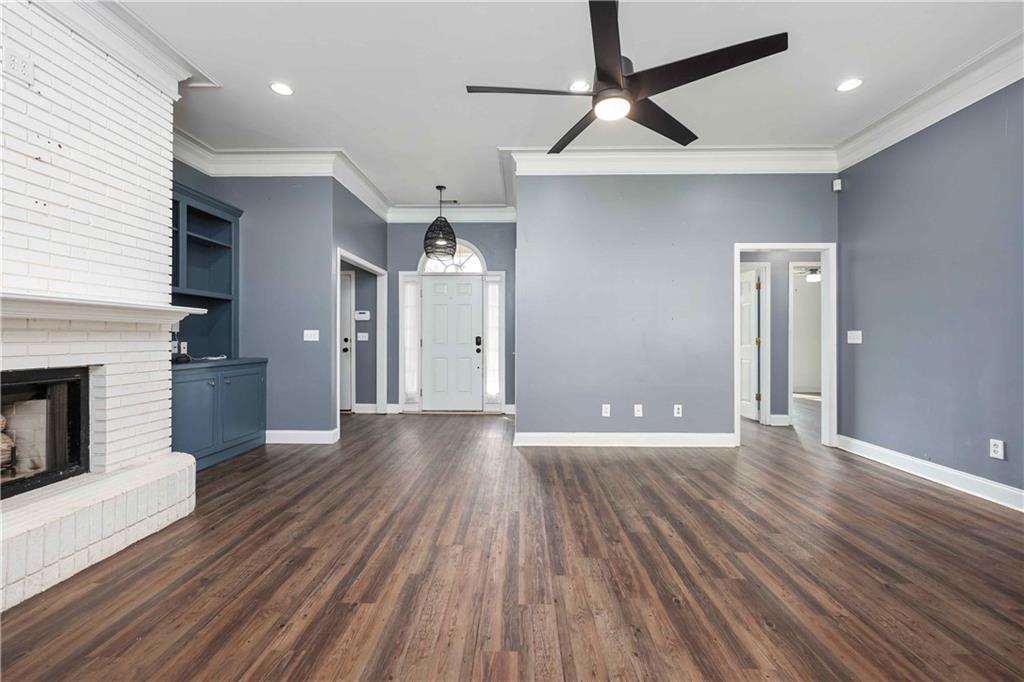 1904 Tranquil Lane
