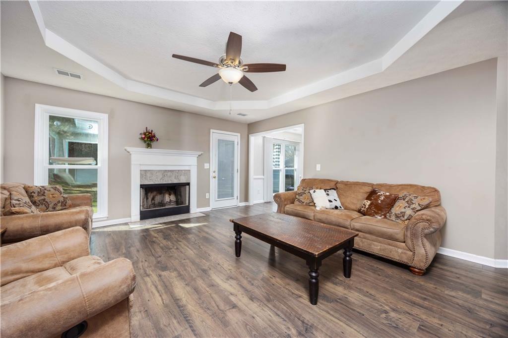 1911 Tranquil Lane
