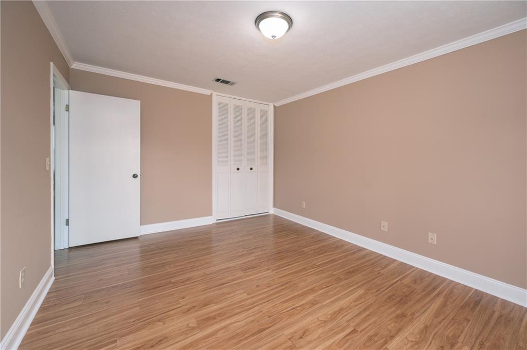 4 Starlight Court
