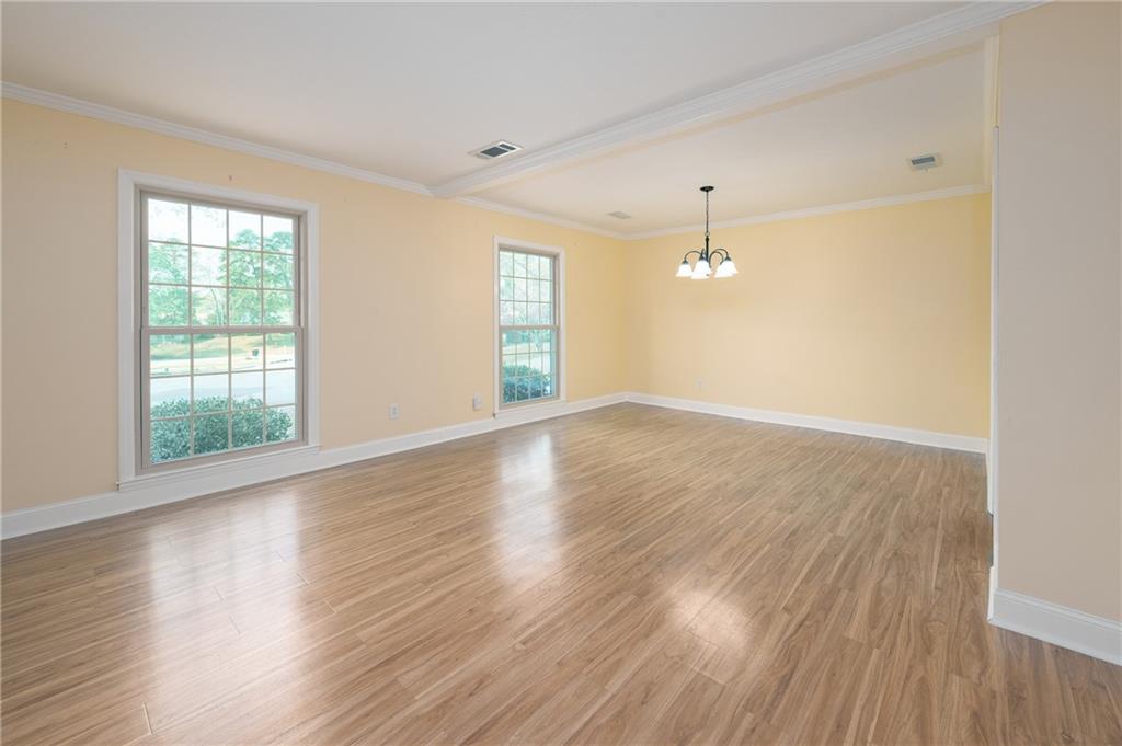 4 Starlight Court