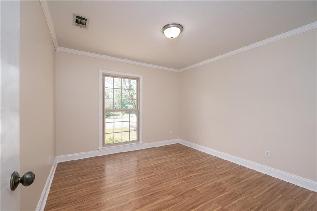 4 Starlight Court