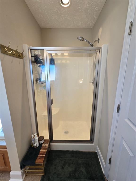 242 Lee Road 2137