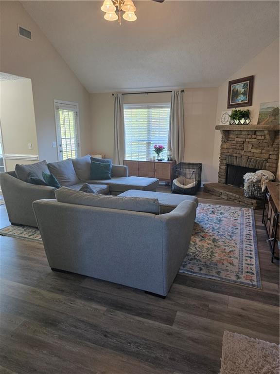 242 Lee Road 2137