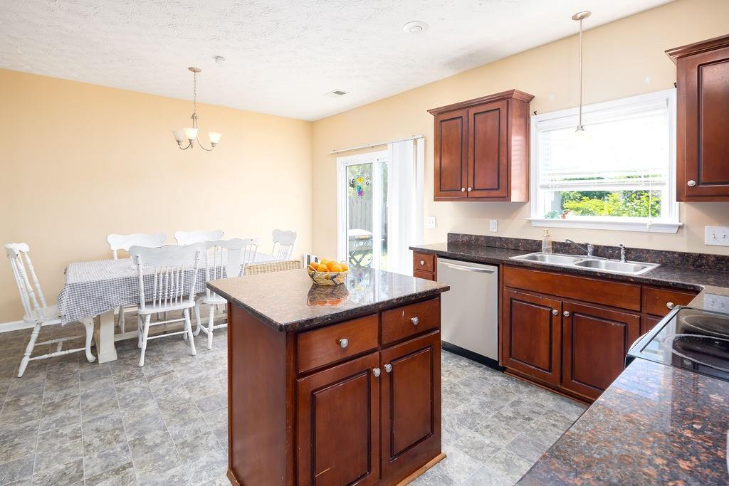 11 Brentview Drive