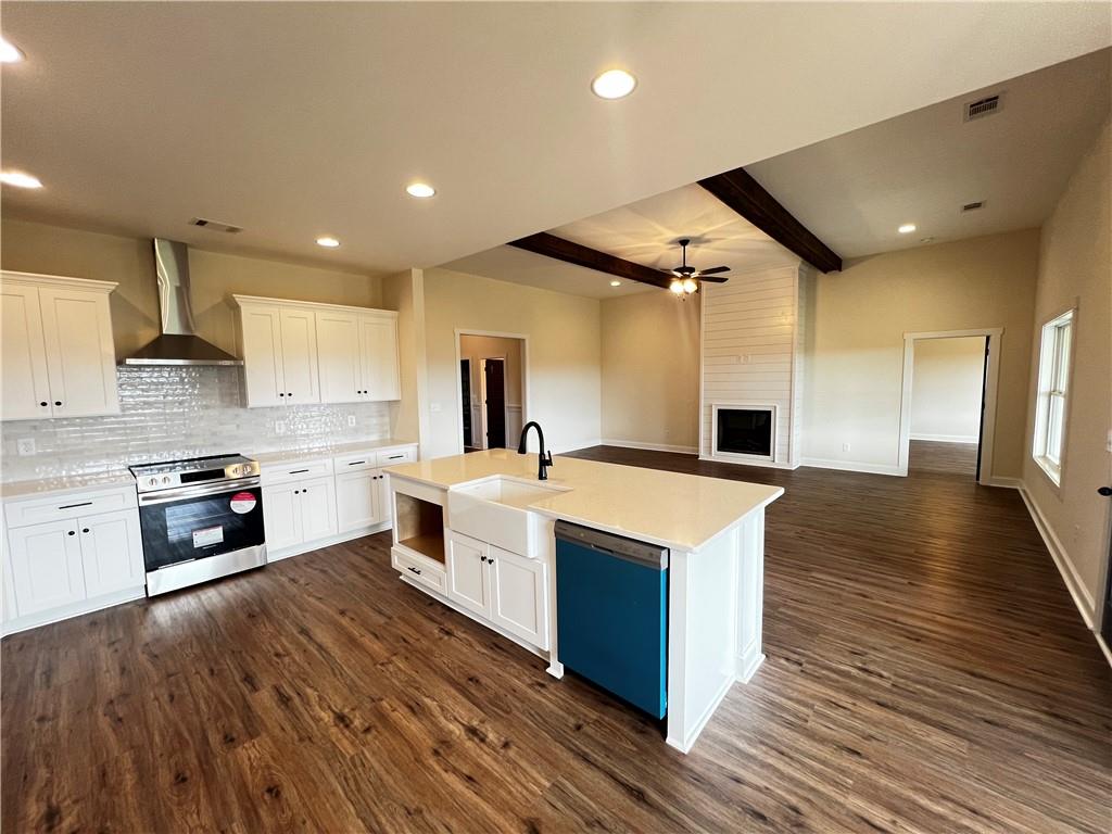 9414 Lee Rd 158