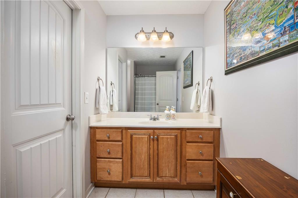 149 Lee Road 2157