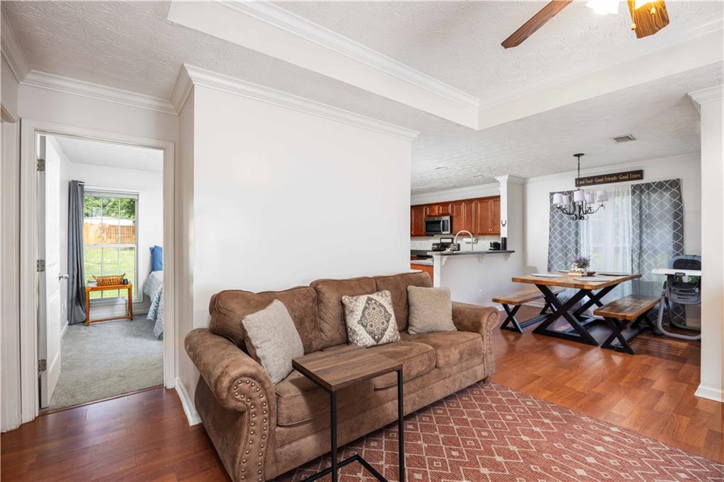 149 Lee Road 2157