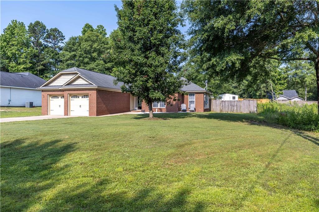 149 Lee Road 2157