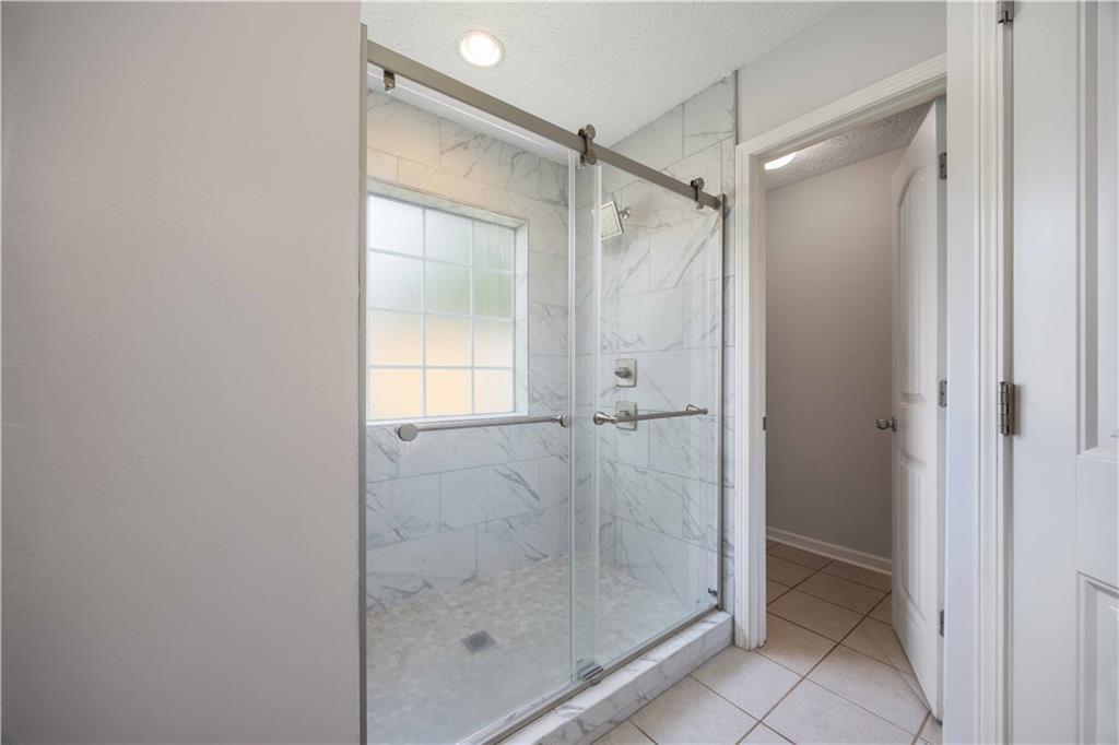 149 Lee Road 2157