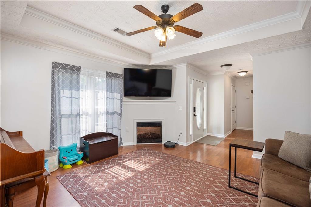 149 Lee Road 2157