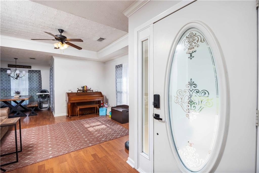 149 Lee Road 2157