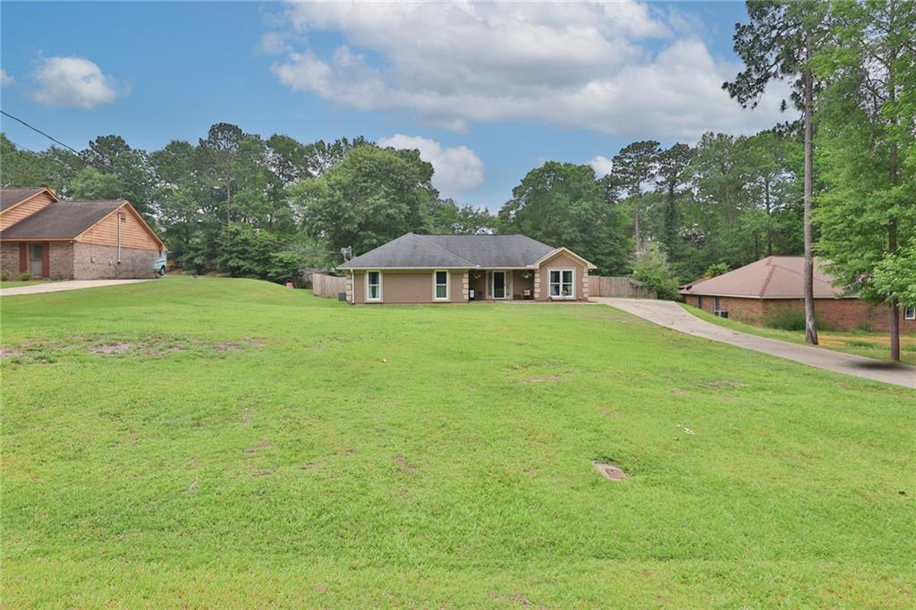 255 Lee Road 850