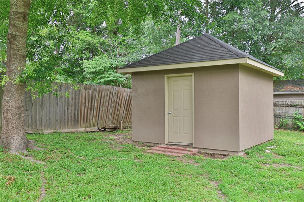 255 Lee Road 850
