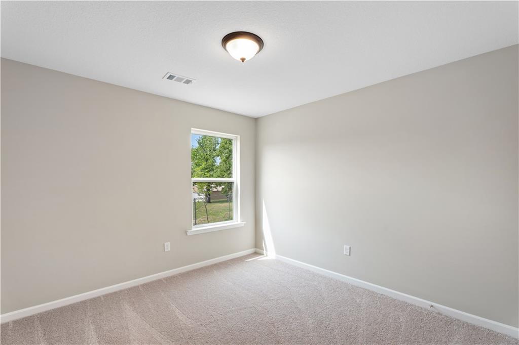 74 Lee Road 2033