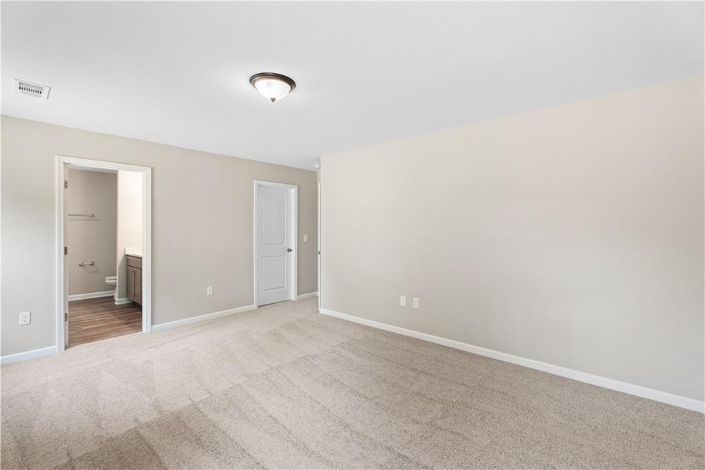 74 Lee Road 2033