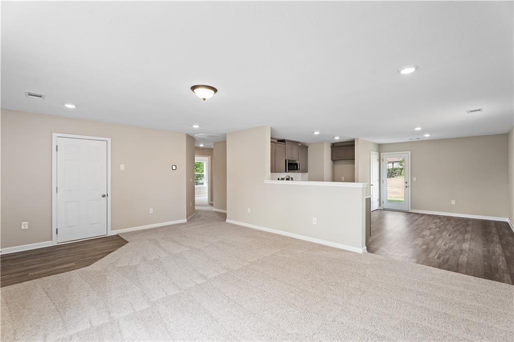 74 Lee Road 2033