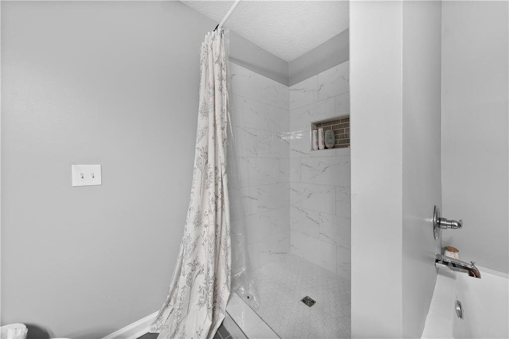 144 Lee Road 501