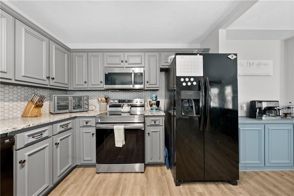 144 Lee Road 501