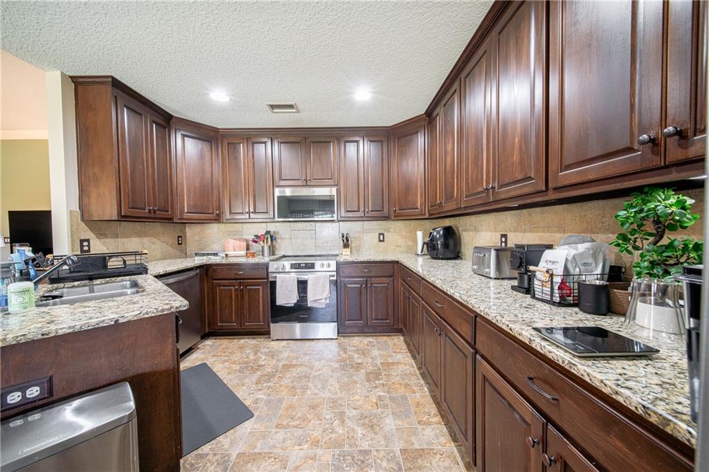 13 Talon Court