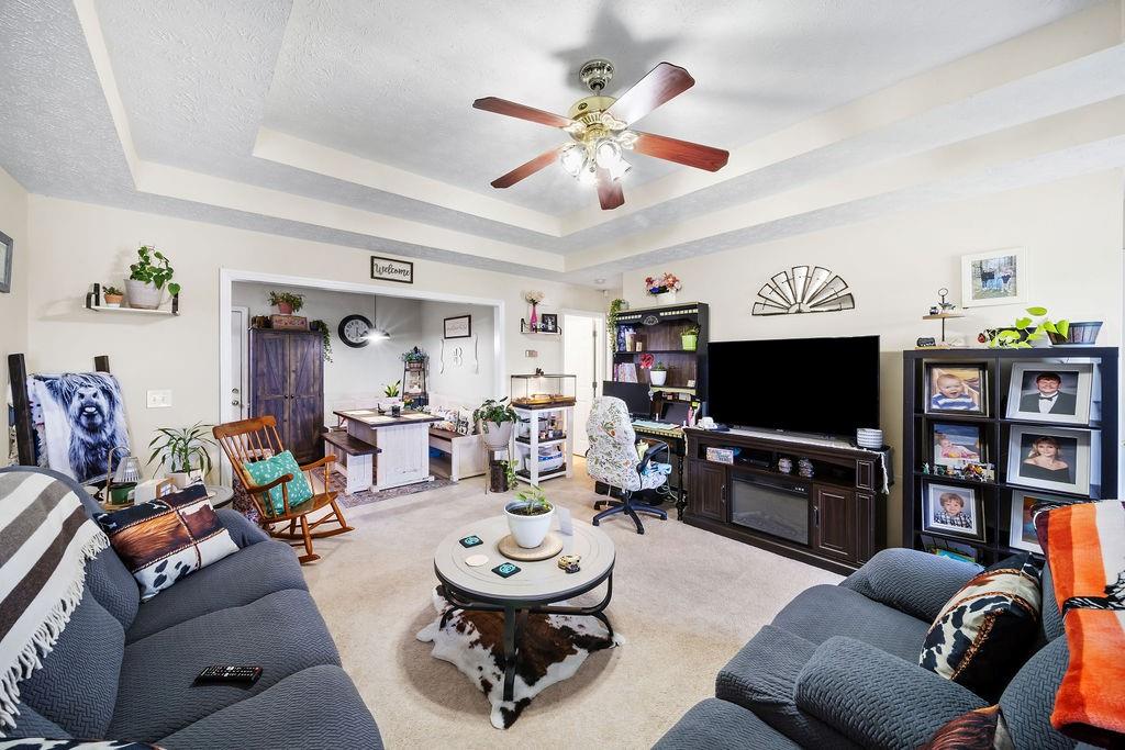 401 Lee Road 2095