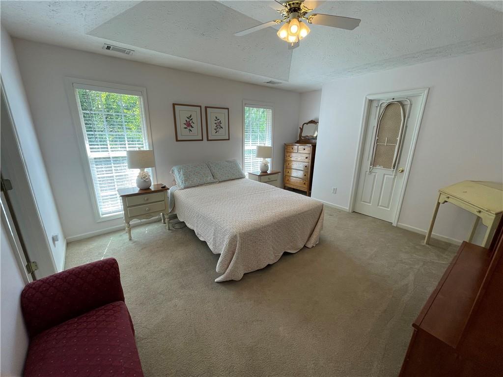 3601 Holland Court