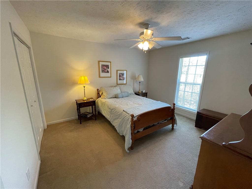 3601 Holland Court