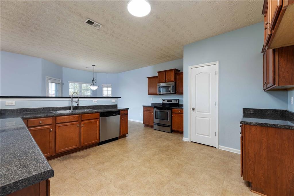 53 Apache Trail