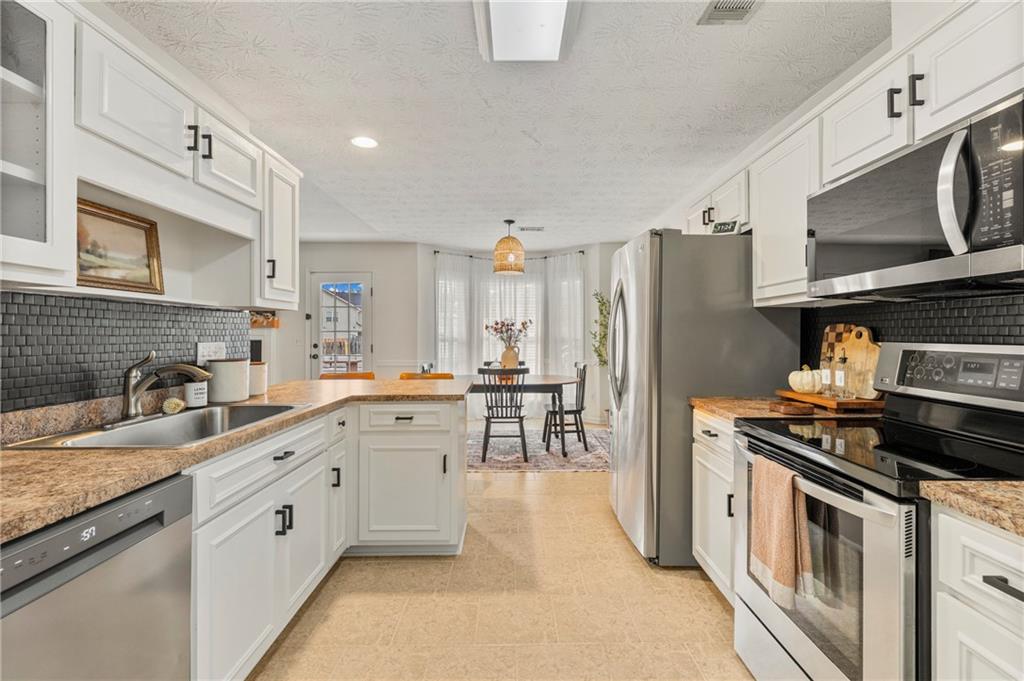23 Brentwood Drive
