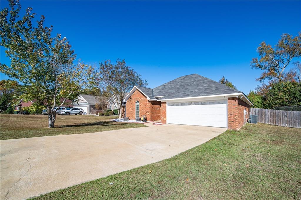 206 Lee Road 2083