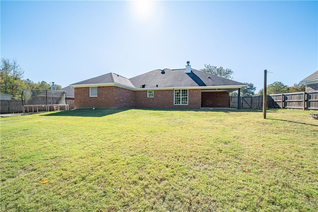 206 Lee Road 2083