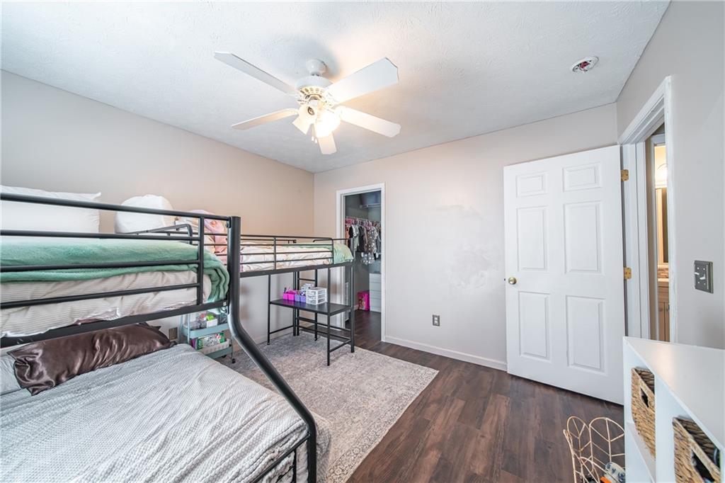206 Lee Road 2083