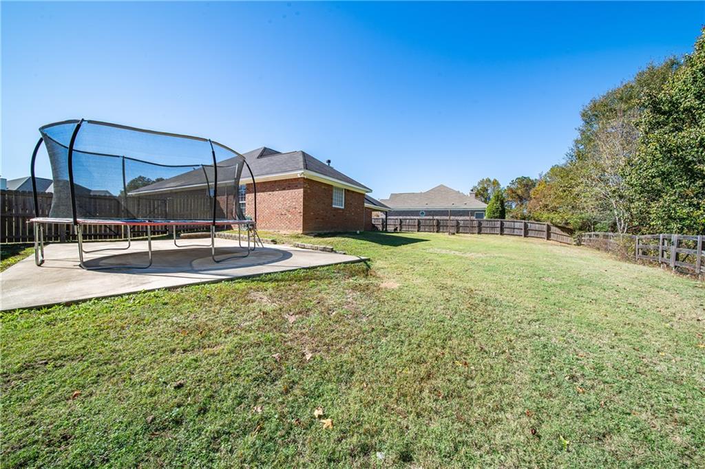 206 Lee Road 2083
