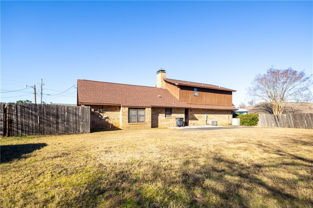 2302 Dobbs Drive