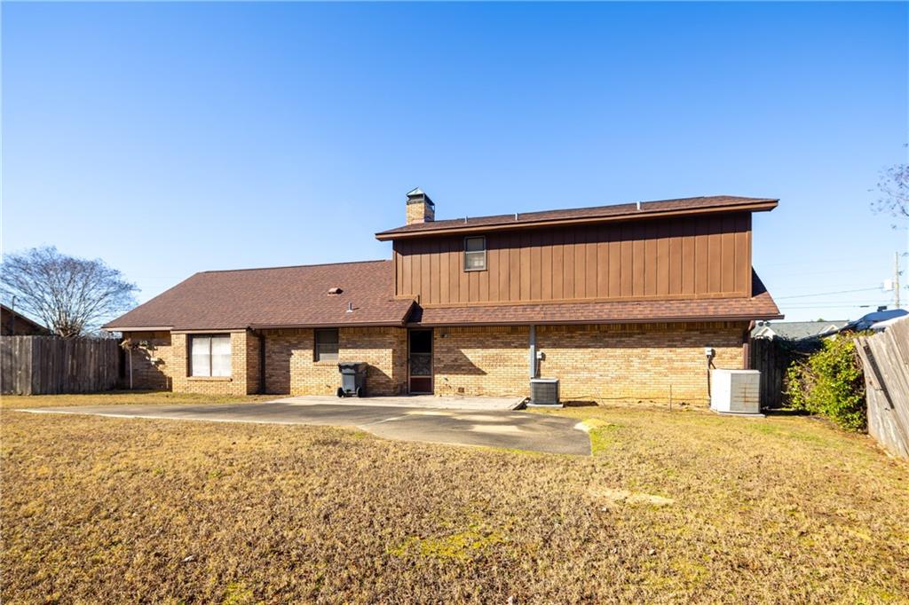 2302 Dobbs Drive