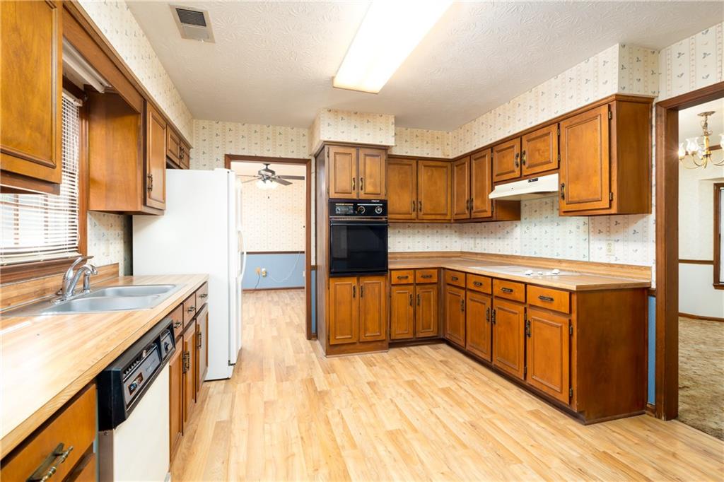 2302 Dobbs Drive