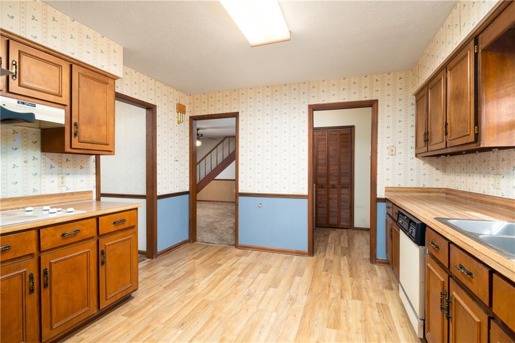 2302 Dobbs Drive