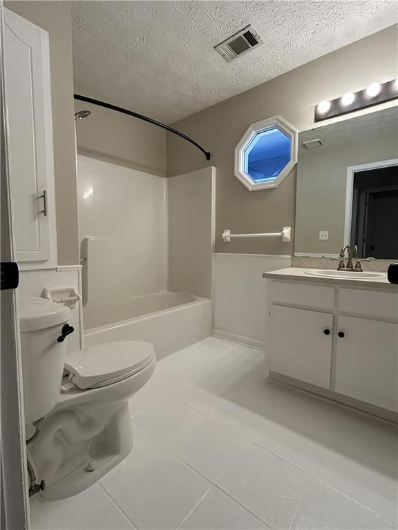 444 Lee Road 309
