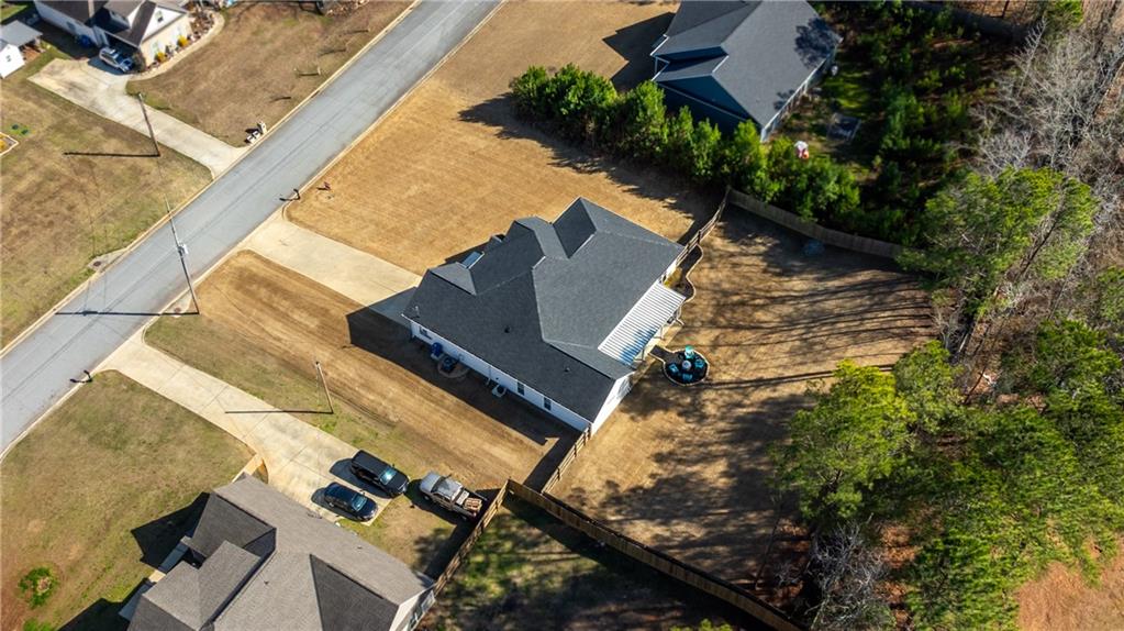 155 Lee Road 2213