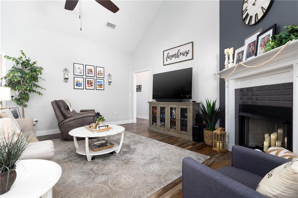 155 Lee Road 2213