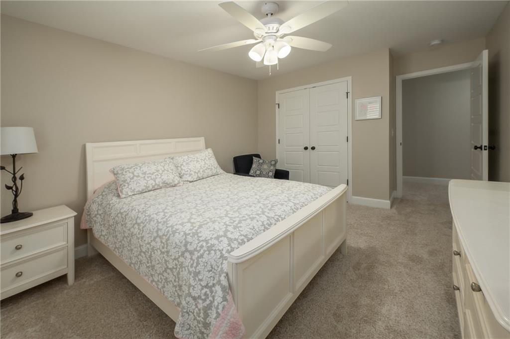153 Lee Road 2207
