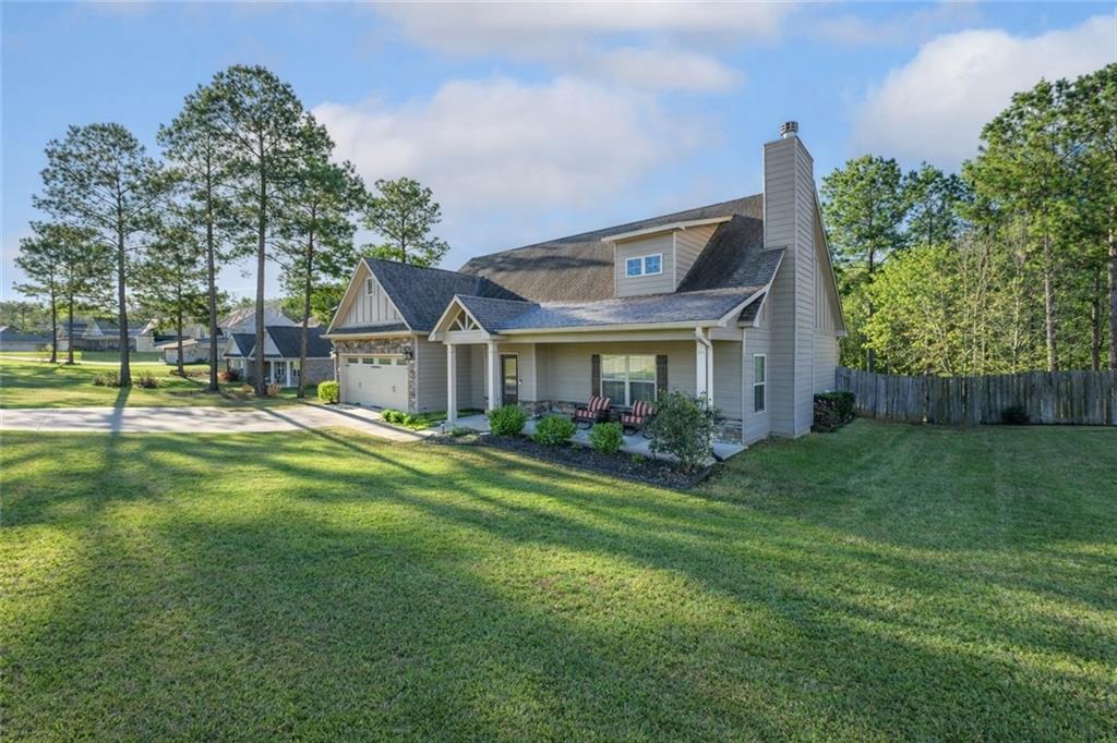 153 Lee Road 2207