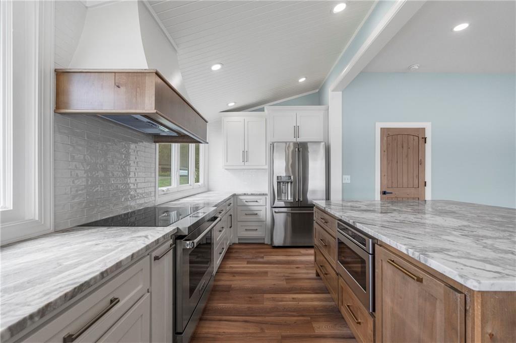 1898 Lee Road 348