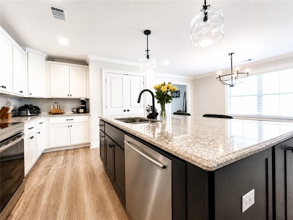 62 Ivy Loop