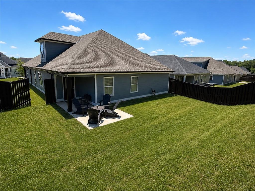 62 Ivy Loop