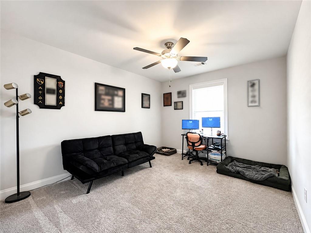 62 Ivy Loop