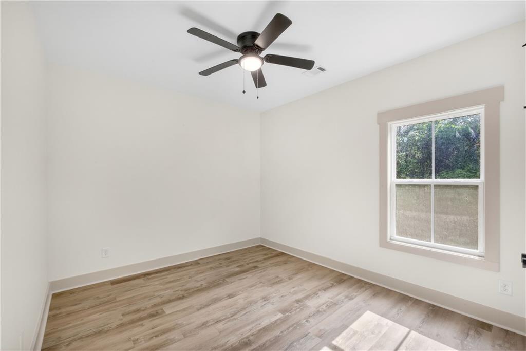 81 Lee Road 2124