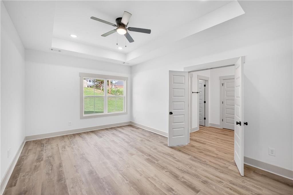 81 Lee Road 2124