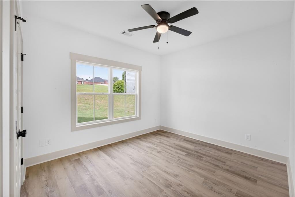 81 Lee Road 2124