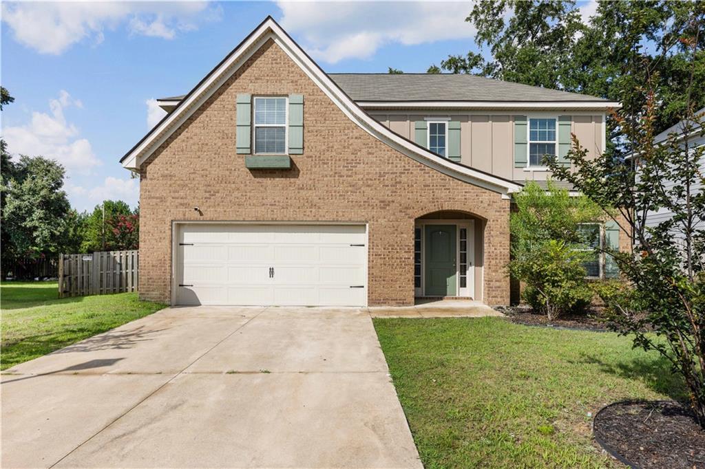 112 White Oak Place