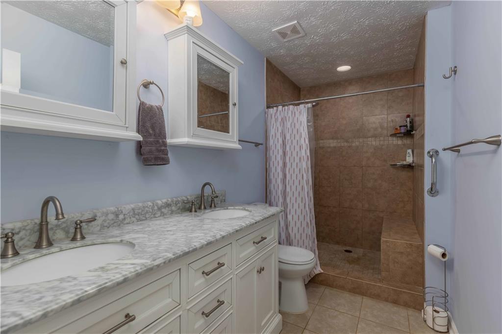 11 Lee Road 509